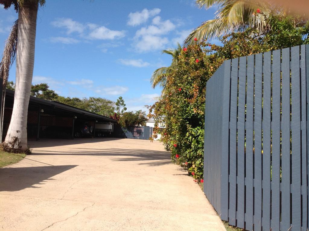 Emu Park Motel 외부 사진