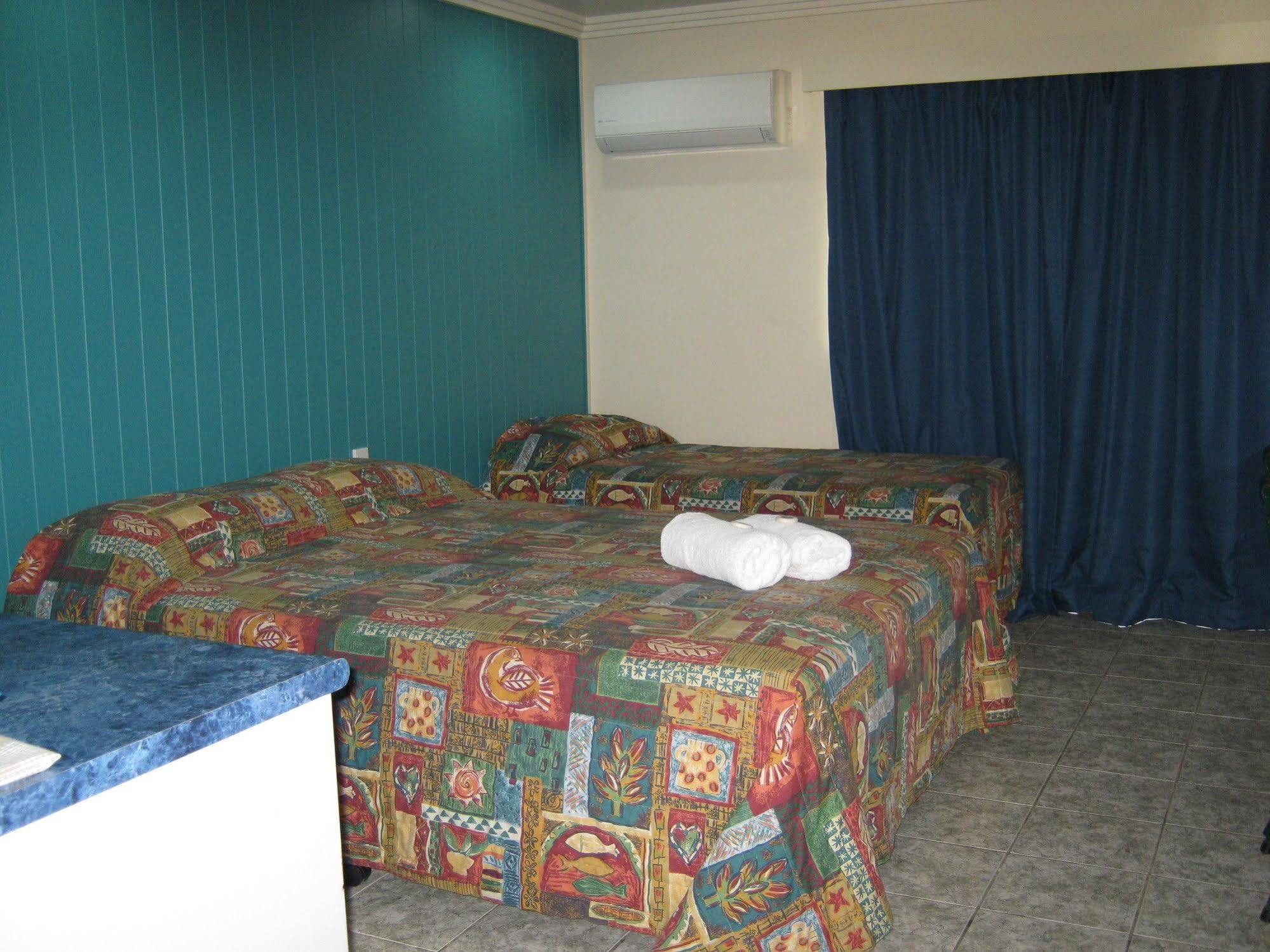 Emu Park Motel 외부 사진